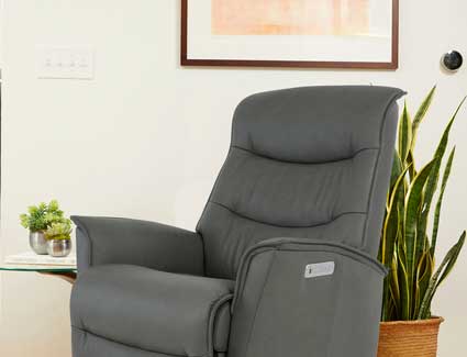 Fjords Dallas Leather Relaxer - SL Grey lifestyle