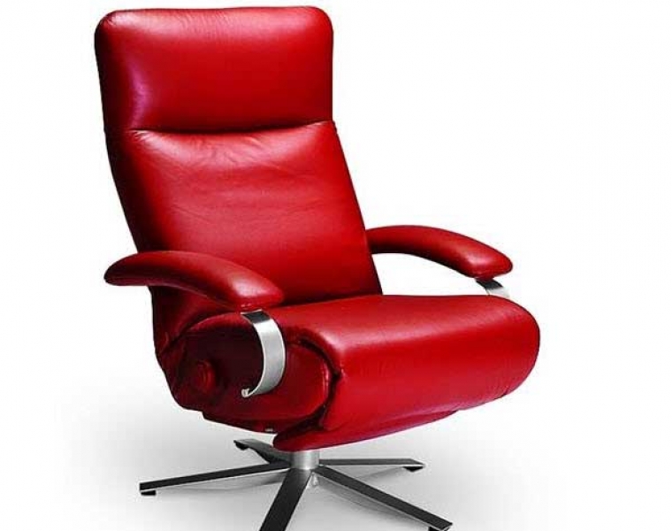 Shop Modern Leather Recliners Chair Land Furniture Outlet